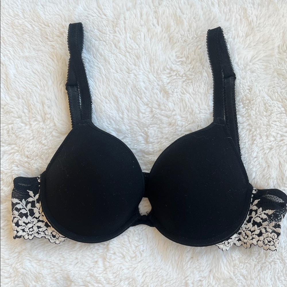 Wacoal Black and White Lace Bra